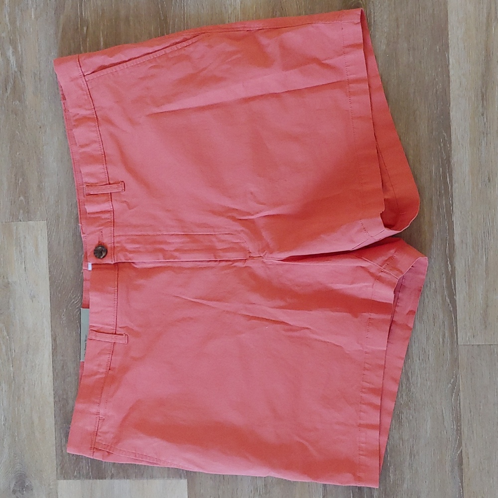 NWT Goodfellow & Co Every Wear Flat Front Shorts Coral Size 42